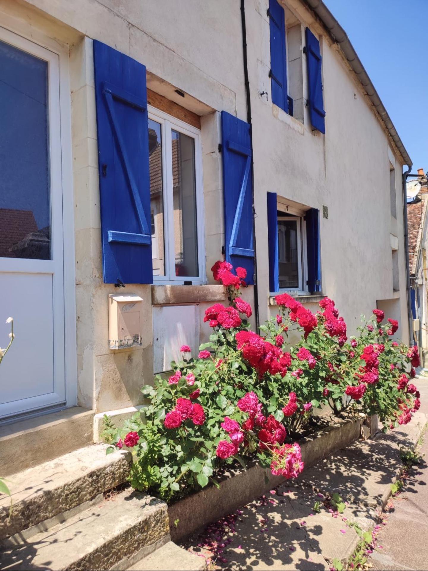 Bed & Breakfast In The Middle Of Chablis Vineyard Courgis Extérieur photo